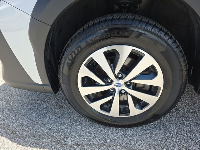 Used 2023 Subaru Outback Premium AWD/4WD image 17
