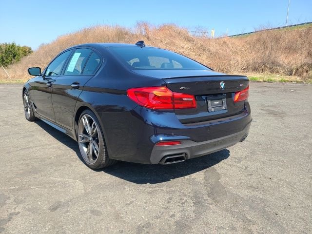 Used 2018 BMW M550i xDrive image 4