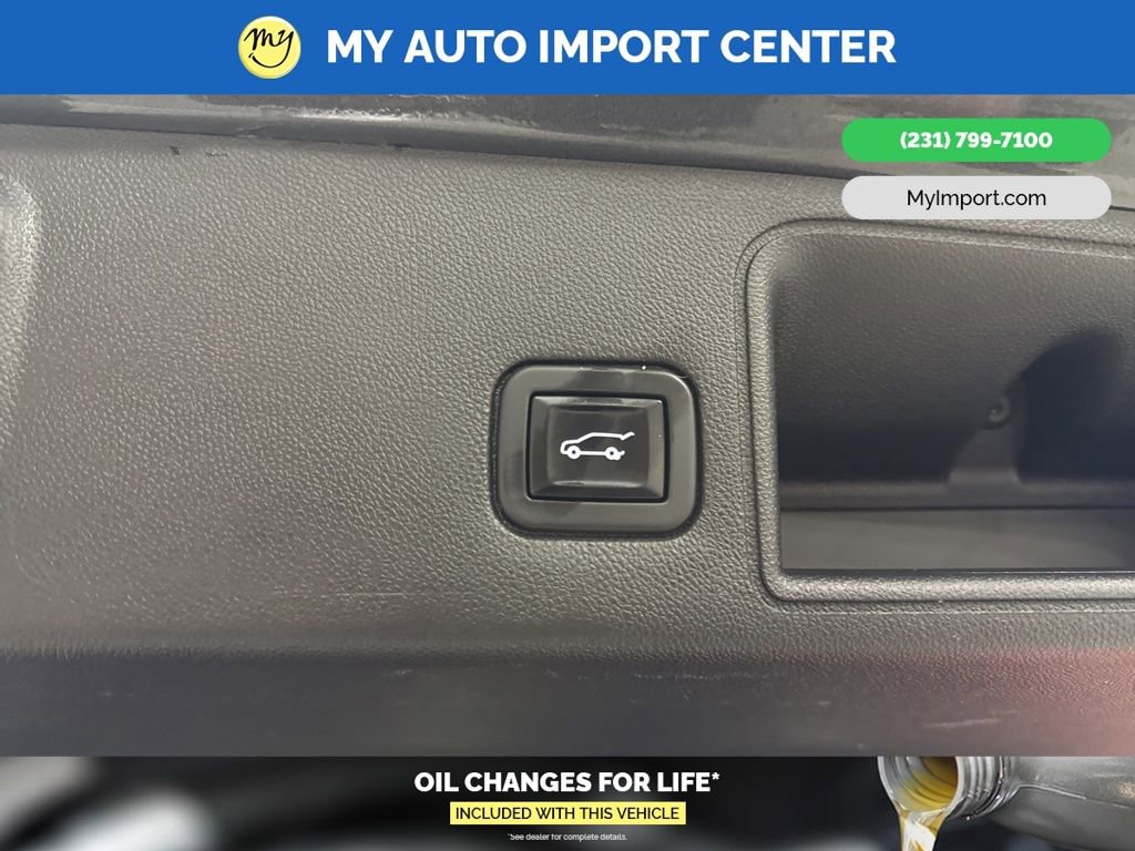 Used 2021 GMC Terrain SLE w/ Driver Convenience Package image 30