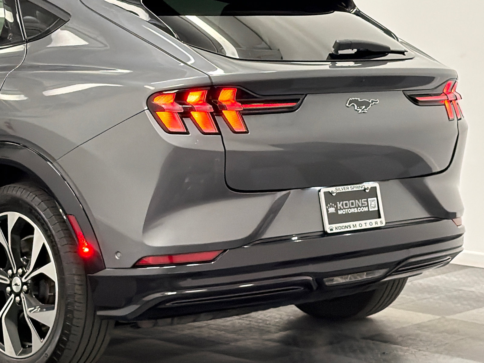 Used 2023 Ford Mustang Mach-E Premium AWD/4WD image 7