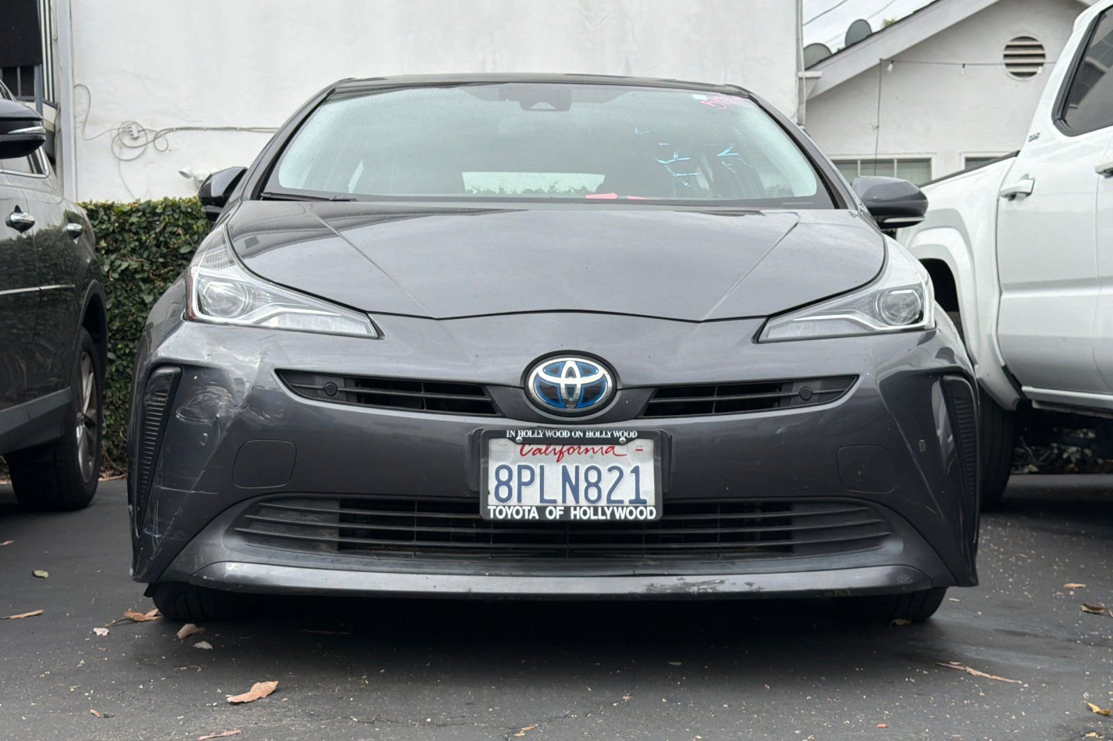 Used 2020 Toyota Prius Limited w/ Premium Convenience Package FWD image 3