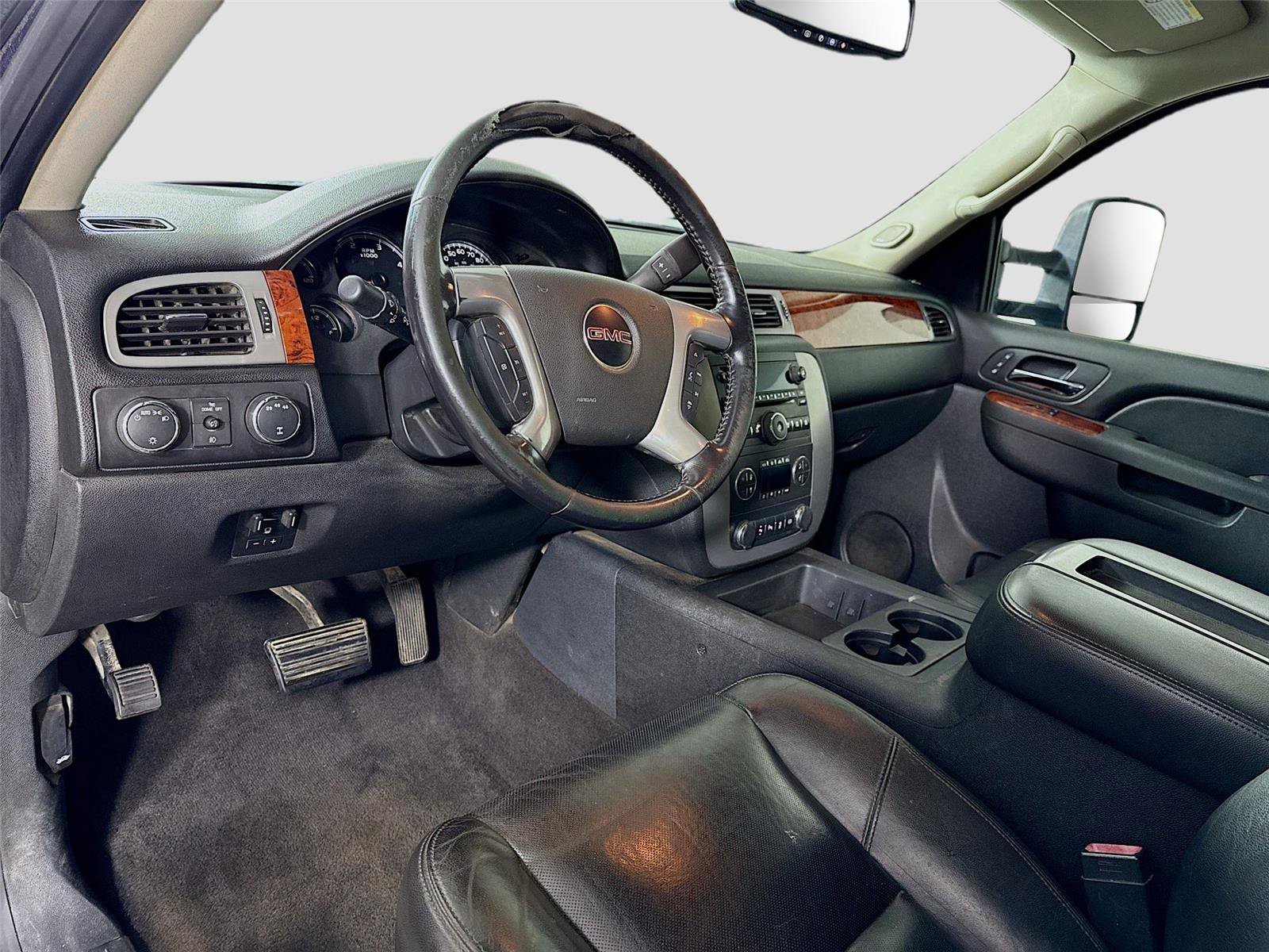 Used 2012 GMC Sierra 3500 SLT AWD/4WD image 3