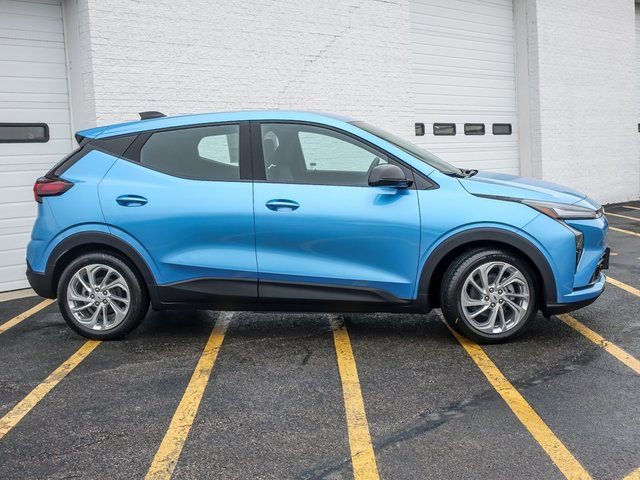 New 2027 Chevrolet Bolt LT w/ Comfort Package image 5