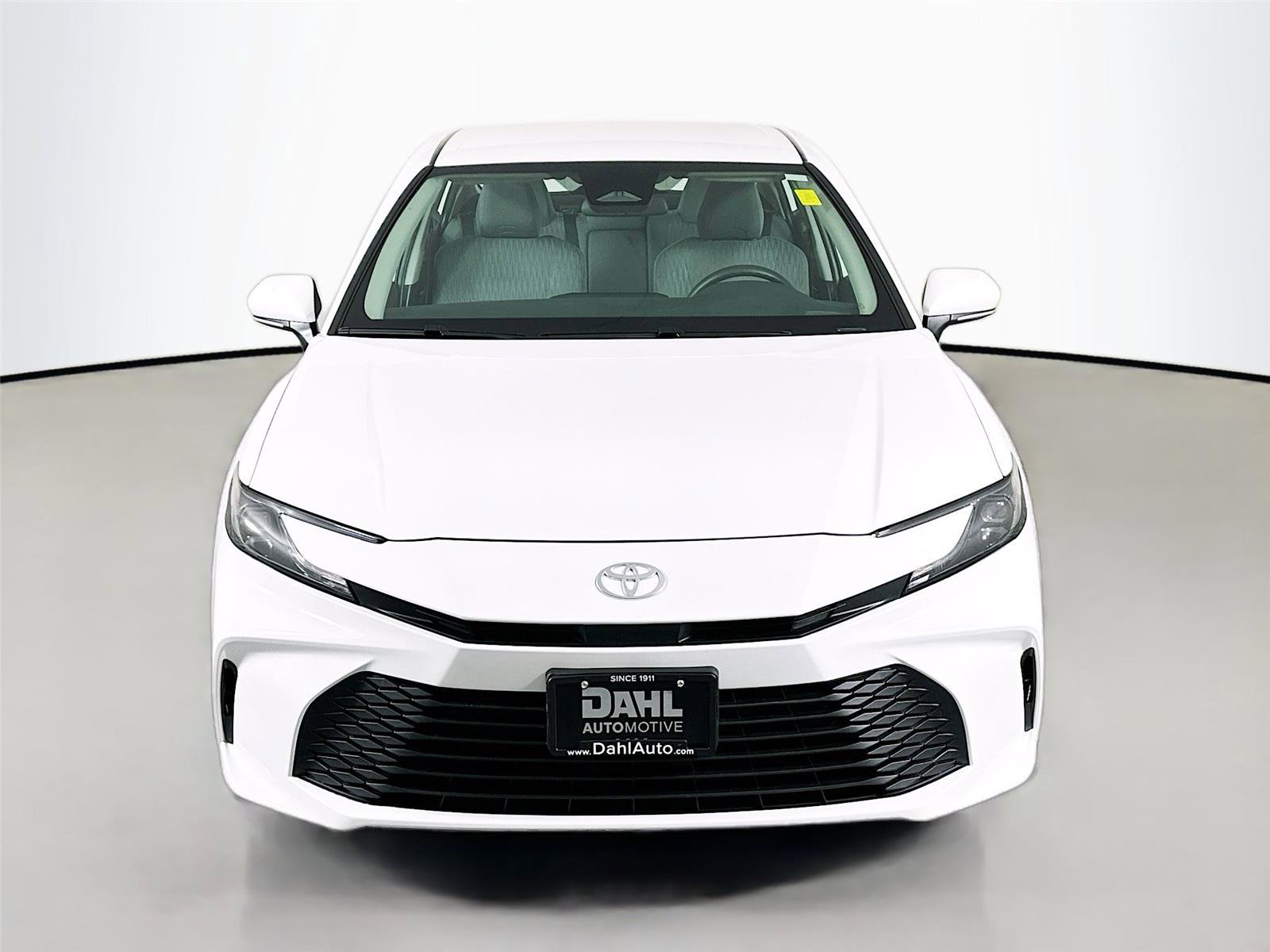 Certified 2025 Toyota Camry LE FWD image 3