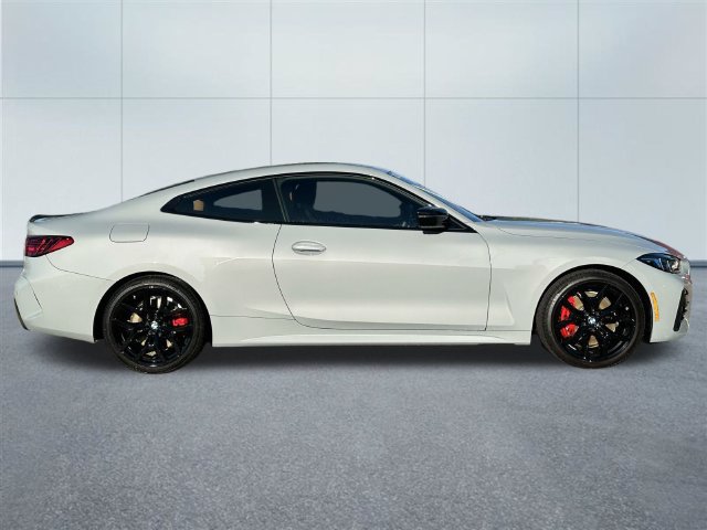 Used 2026 BMW 430i xDrive Coupe w/ M Sport Package AWD/4WD image 5
