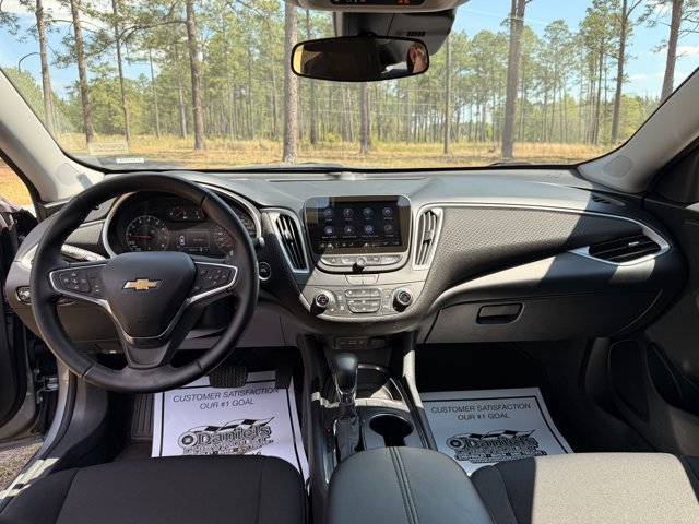 Used 2024 Chevrolet Malibu LT w/ Sport Edition image 15