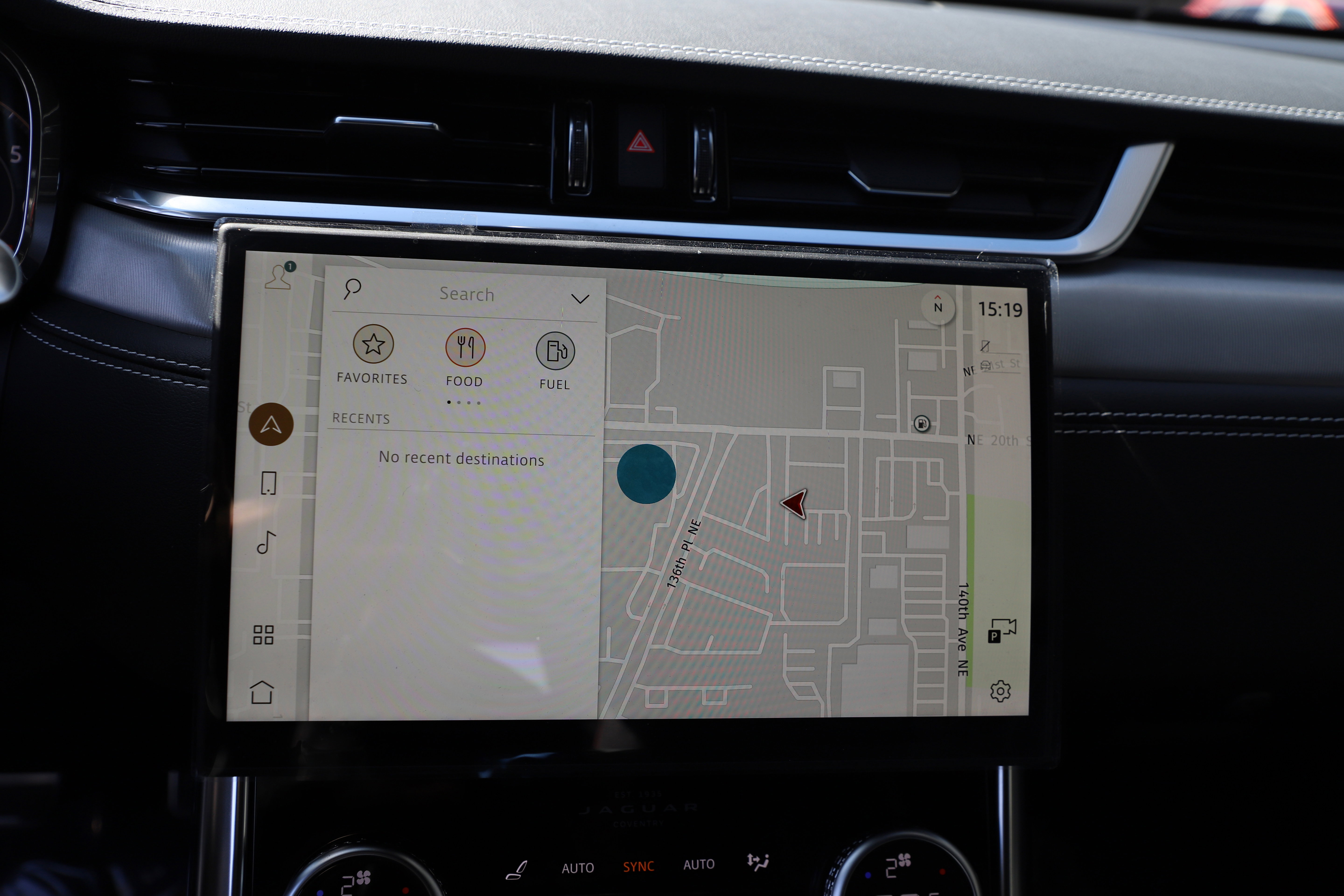 New 2024 Jaguar XF R-Dynamic SE AWD/4WD image 21