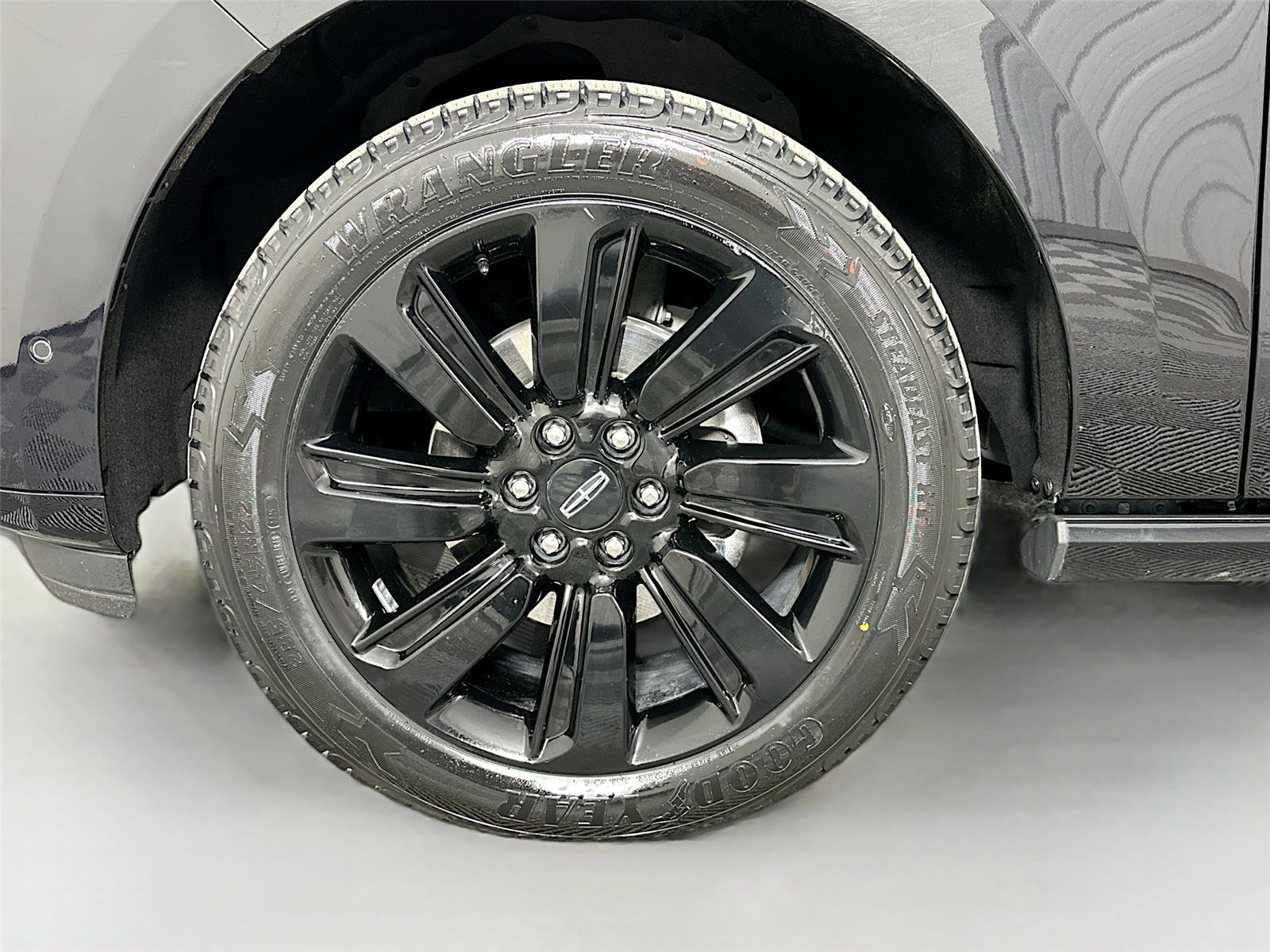 Used 2023 Lincoln Navigator L Reserve image 31