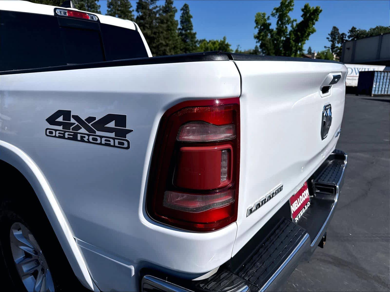 Used 2020 RAM 1500 Laramie w/ Off Road Group AWD/4WD image 32