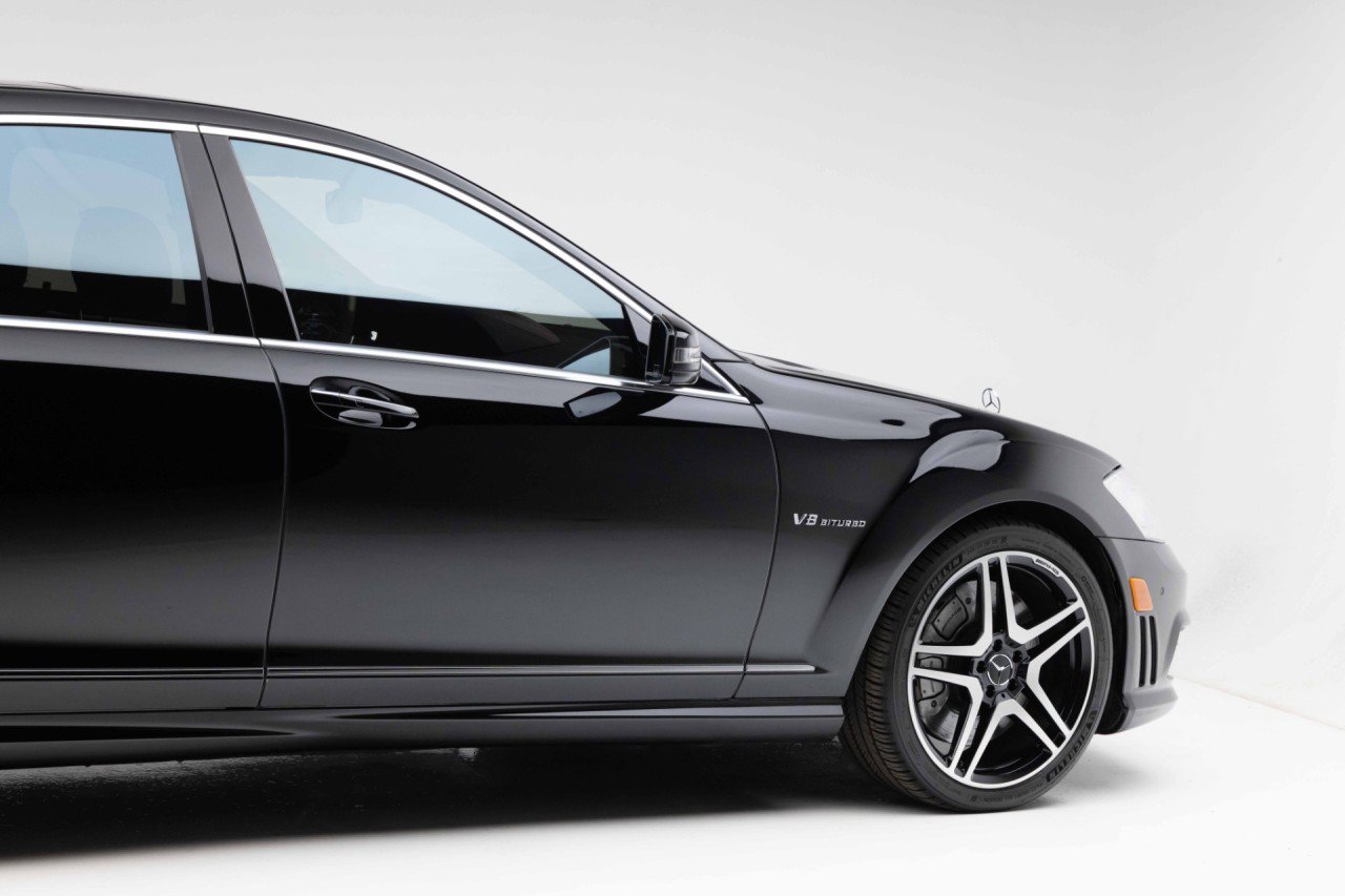 Used 2012 Mercedes-Benz S 63 AMG image 31