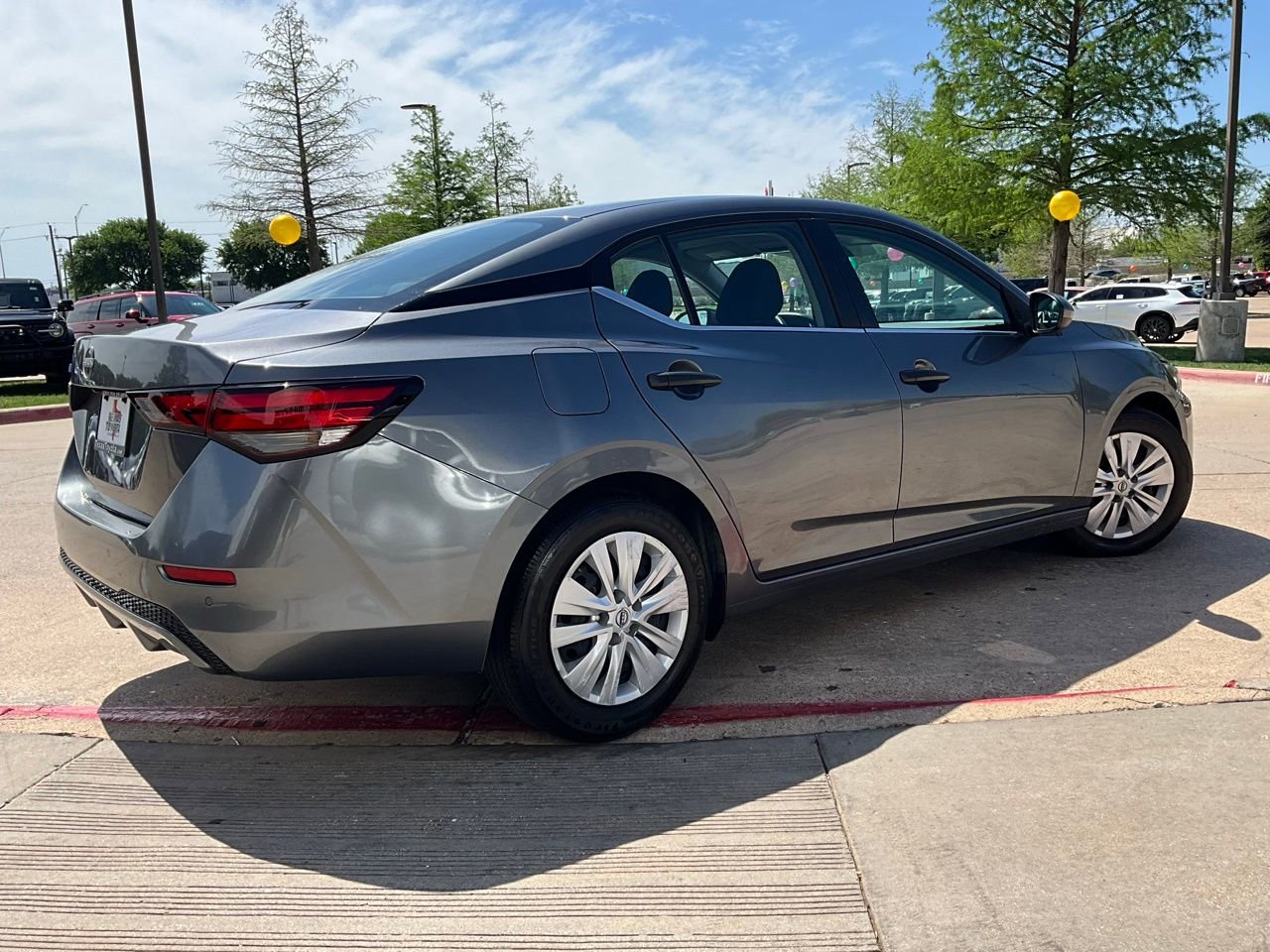 Used 2025 Nissan Sentra S image 6