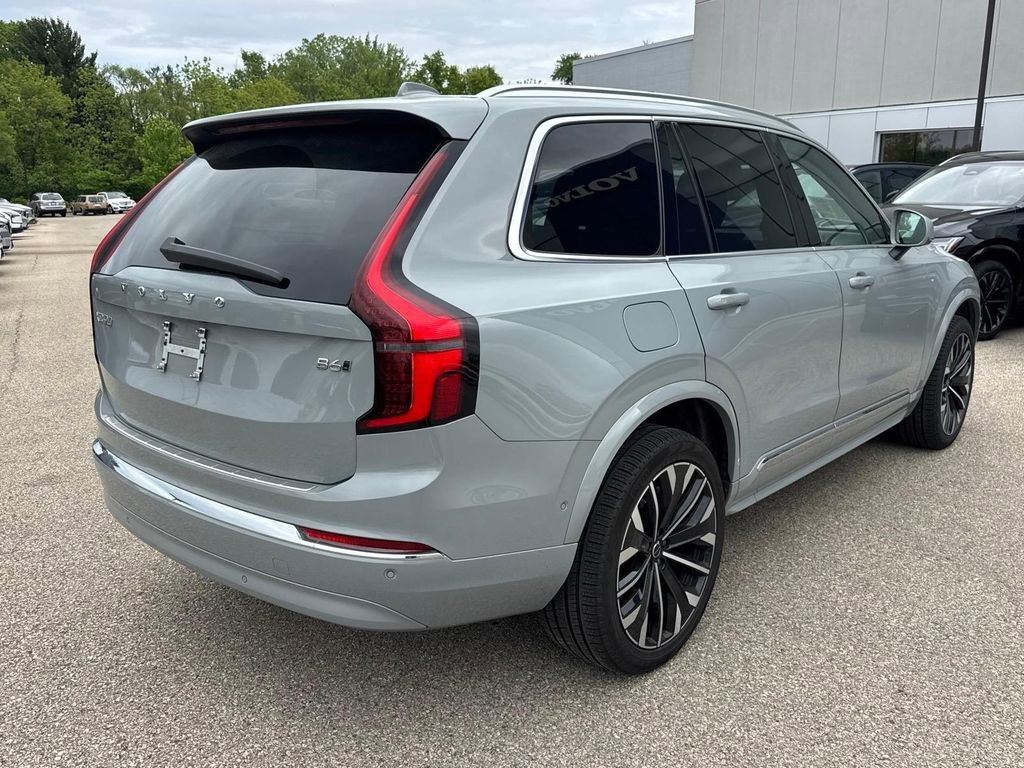 Certified 2026 Volvo XC90 B6 Plus w/ Protection Package Premier AWD/4WD image 4