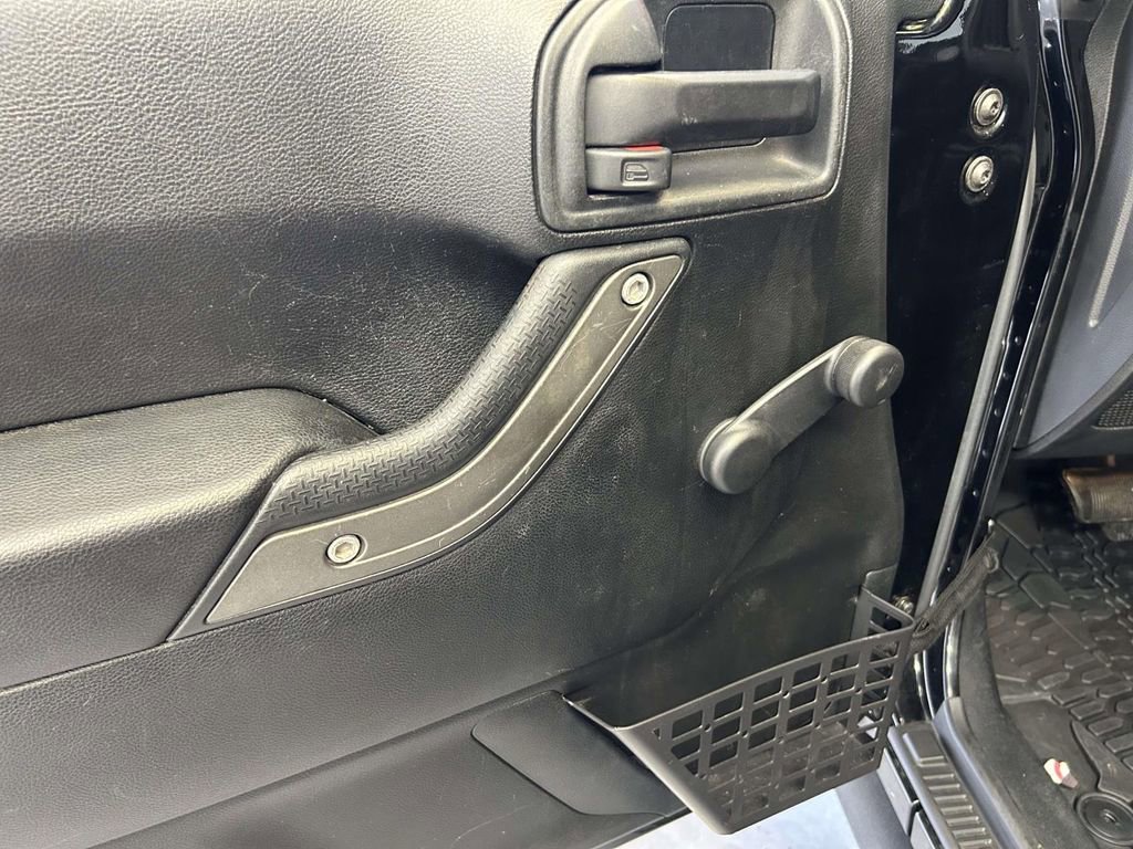 Used 2016 Jeep Wrangler Unlimited Sport AWD/4WD image 22