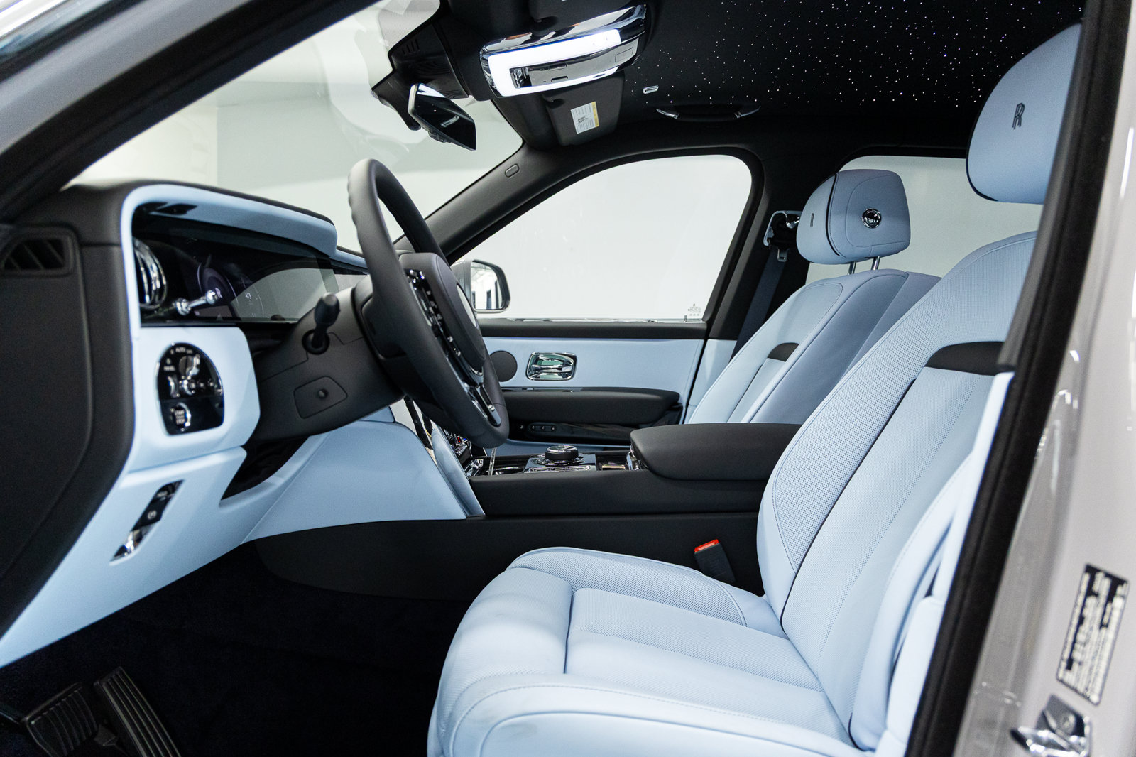 New 2027 Rolls-Royce Cullinan AWD/4WD image 31