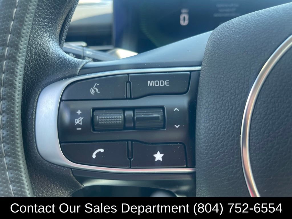 Used 2025 Kia K5 LXS image 17