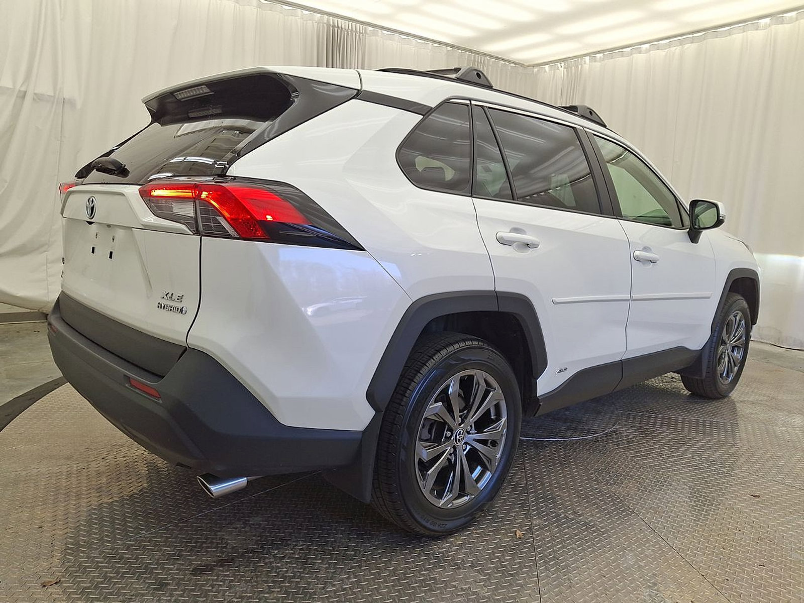 Certified 2022 Toyota RAV4 XLE Premium image 25