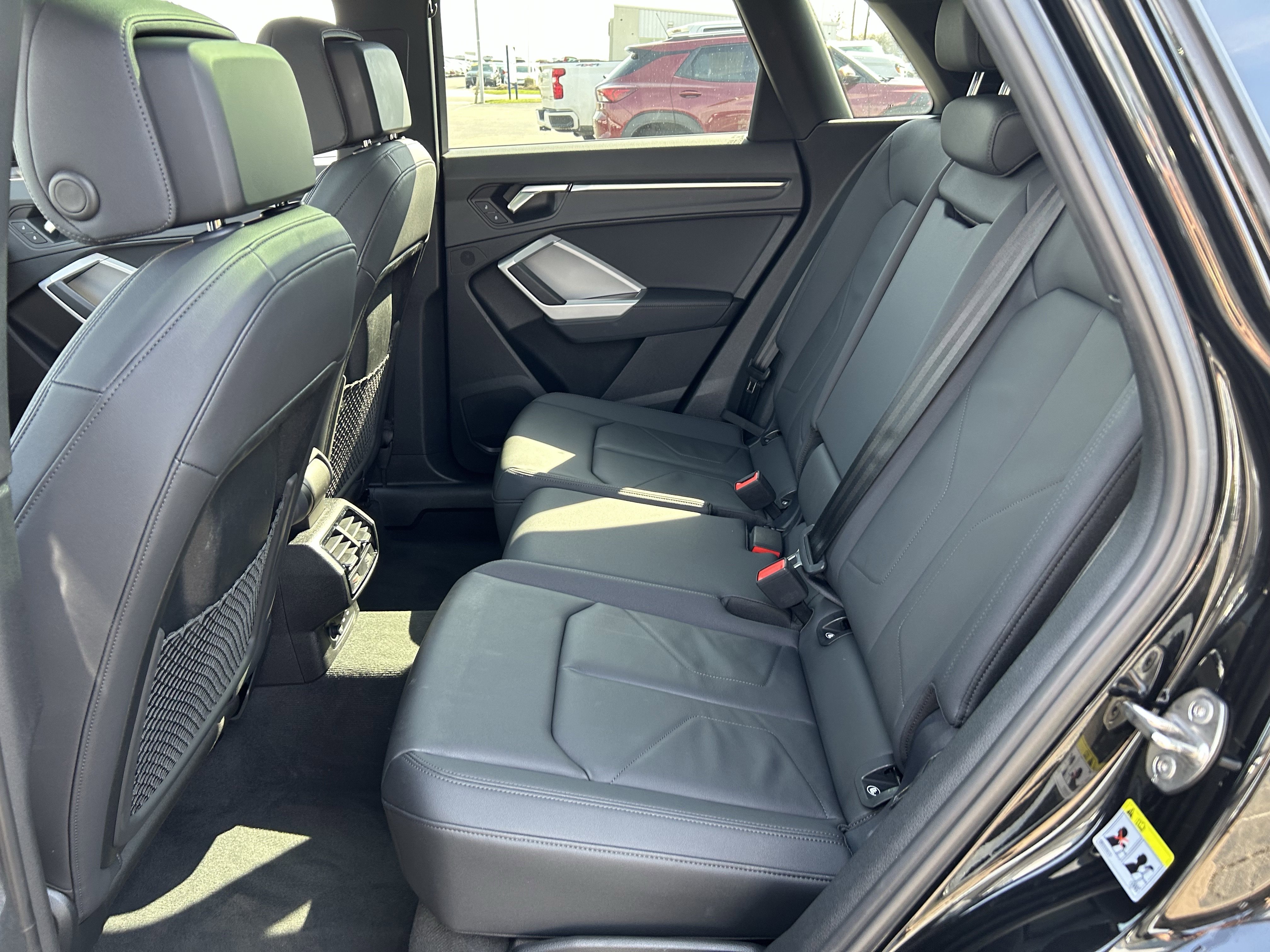 Used 2024 Audi Q3 2.0T Premium Plus image 24