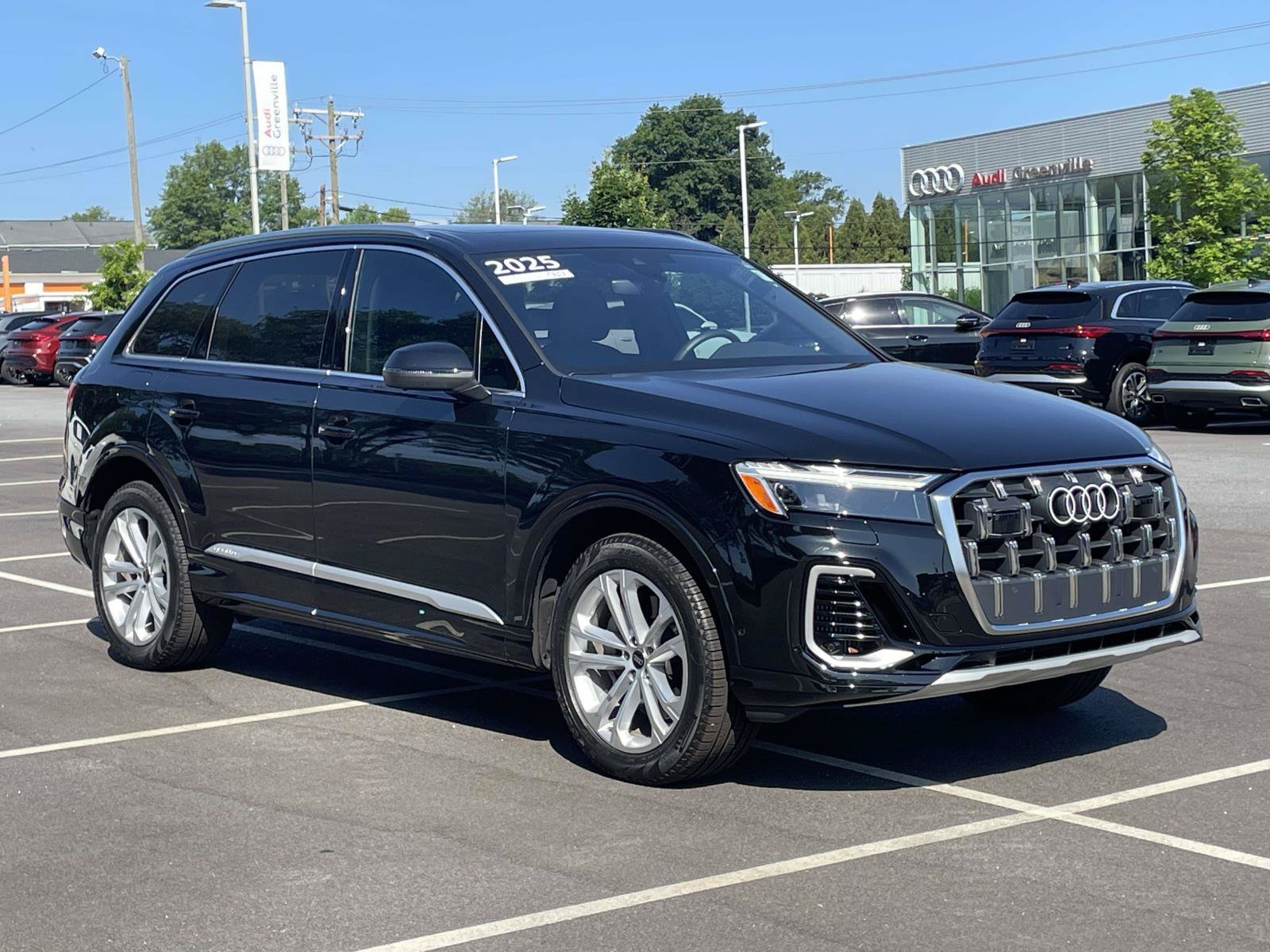 Certified 2025 Audi Q7 2.0T Premium Plus w/ Premium Plus Package AWD/4WD image 1