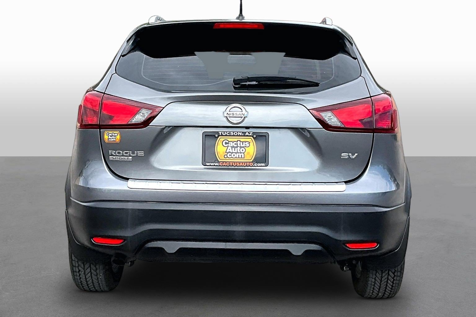 Used 2017 Nissan Rogue Sport SV FWD image 4