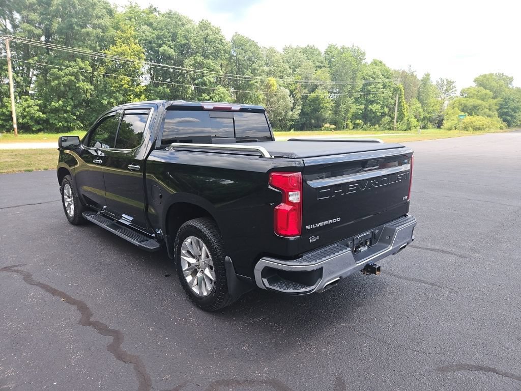 Used 2020 Chevrolet Silverado 1500 LTZ w/ LTZ Convenience Package AWD/4WD image 5