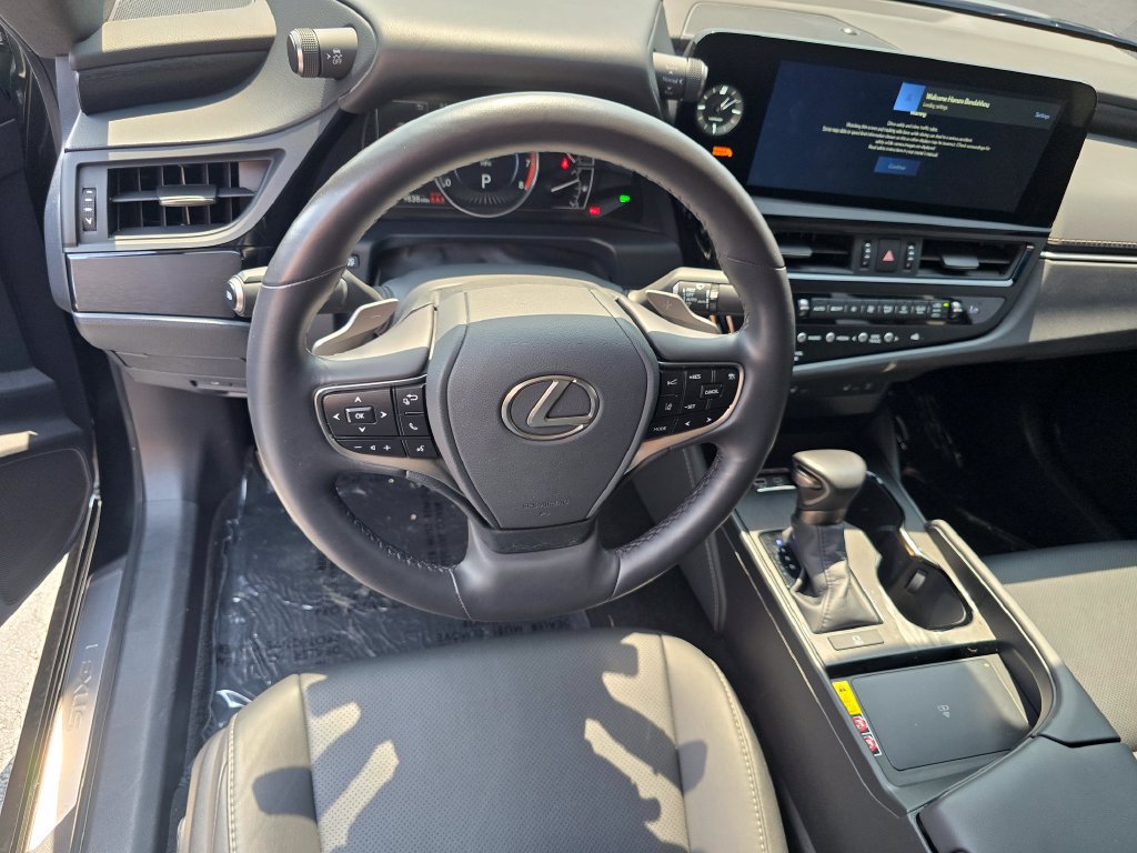 Used 2025 Lexus ES 350 w/ Premium Package FWD image 19