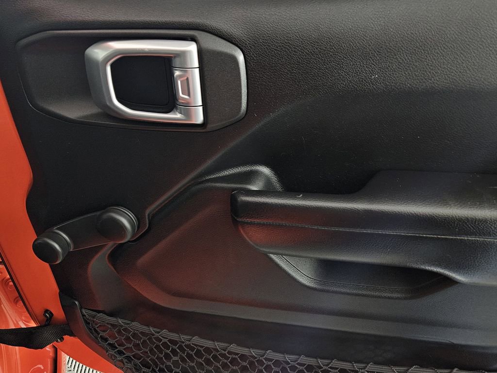 Used 2020 Jeep Wrangler Sport image 29