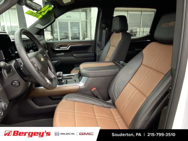 Certified 2024 Chevrolet Silverado 1500 High Country w/ Technology Package image 23