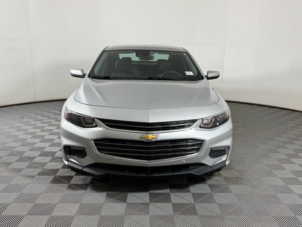 Used 2018 Chevrolet Malibu Premier w/ Driver Confidence Package image 6