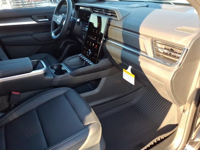 New 2027 GMC Terrain Elevation w/ Elevation Premium Package AWD/4WD image 24