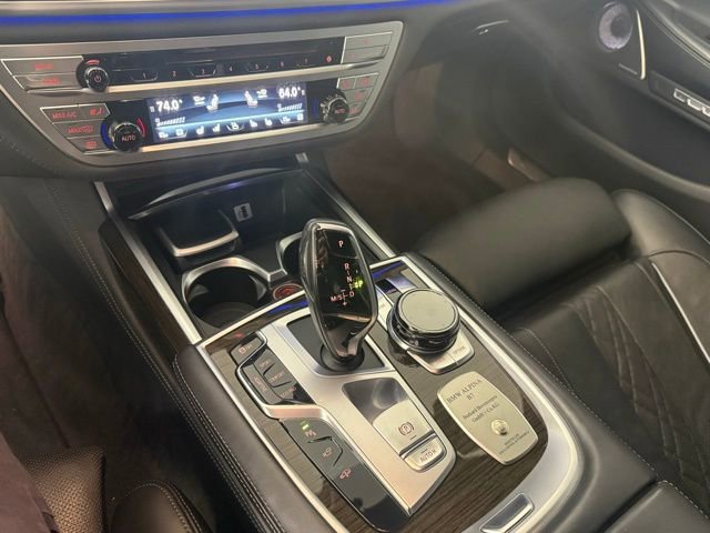 Used 2017 BMW ALPINA B7 xDrive image 20