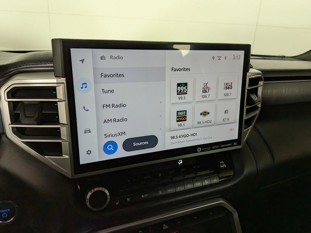 Used 2024 Toyota Tundra Platinum image 25