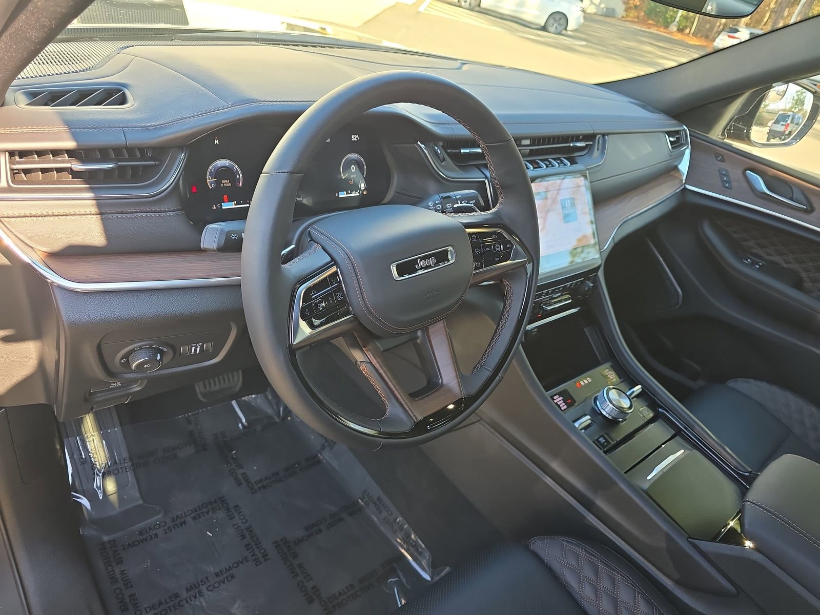 Used 2025 Jeep Grand Cherokee Summit w/ Obsidian Package image 23