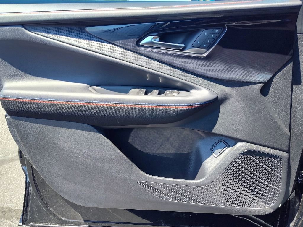 New 2025 Chevrolet Blazer EV RS image 10