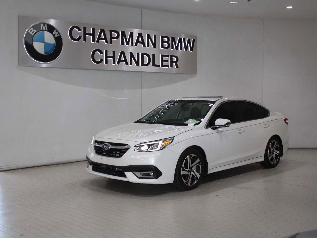 Used 2022 Subaru Legacy Limited image 1