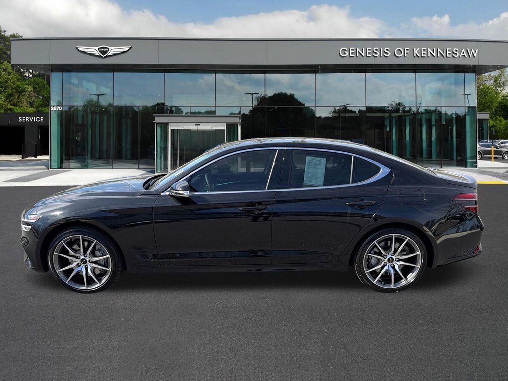 Used 2026 Genesis G70 2.5T image 4