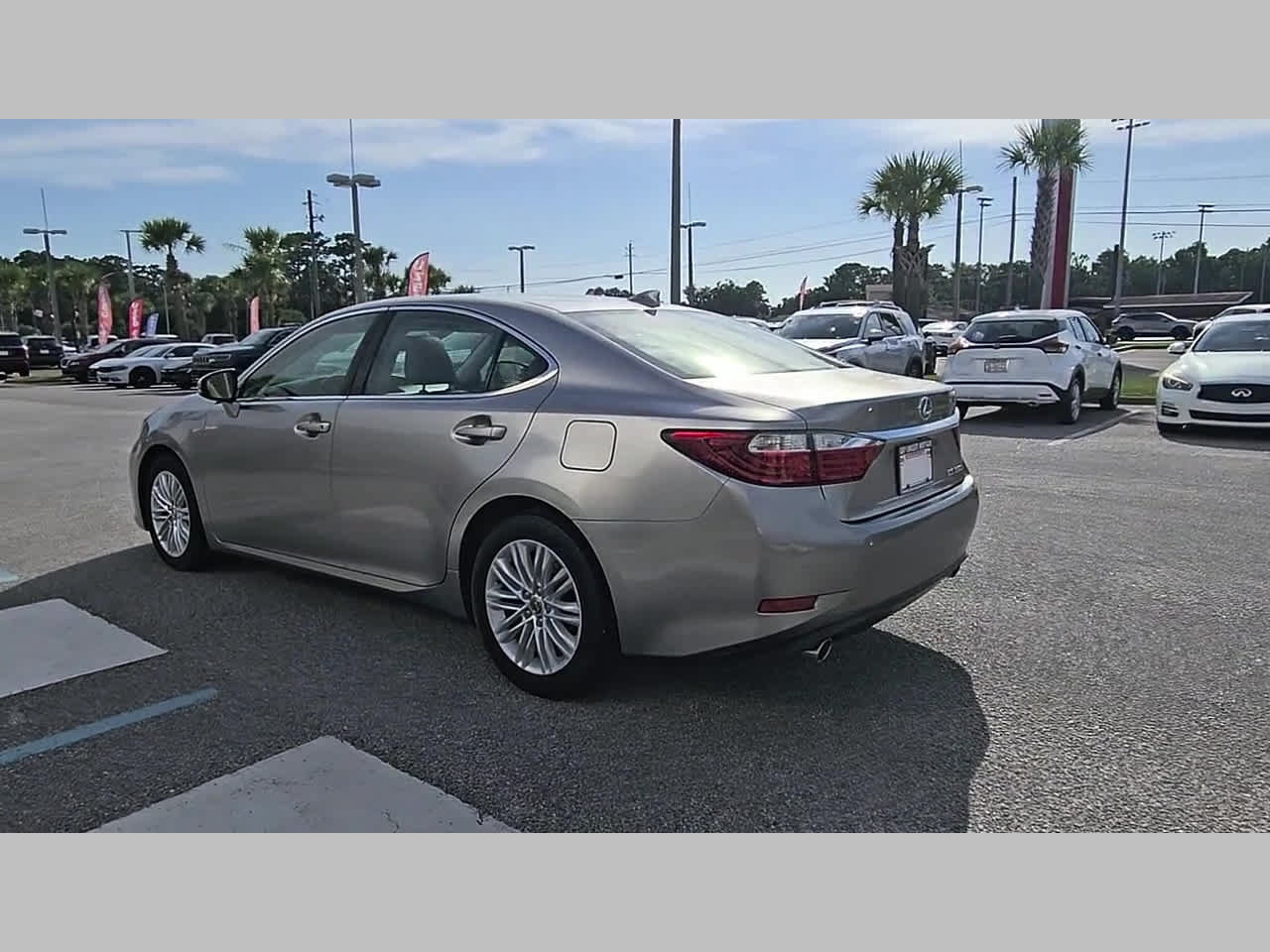 Used 2015 Lexus ES 350 w/ Luxury Package FWD image 31