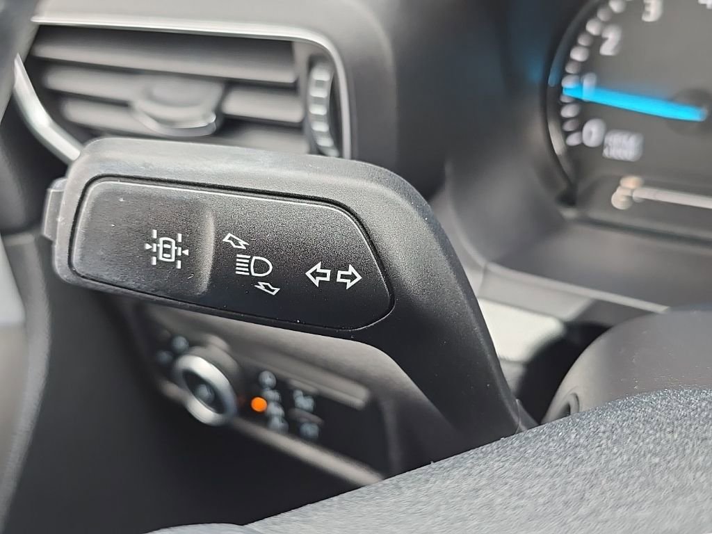 Used 2023 Ford Explorer XLT w/ Equipment Group 202A image 22