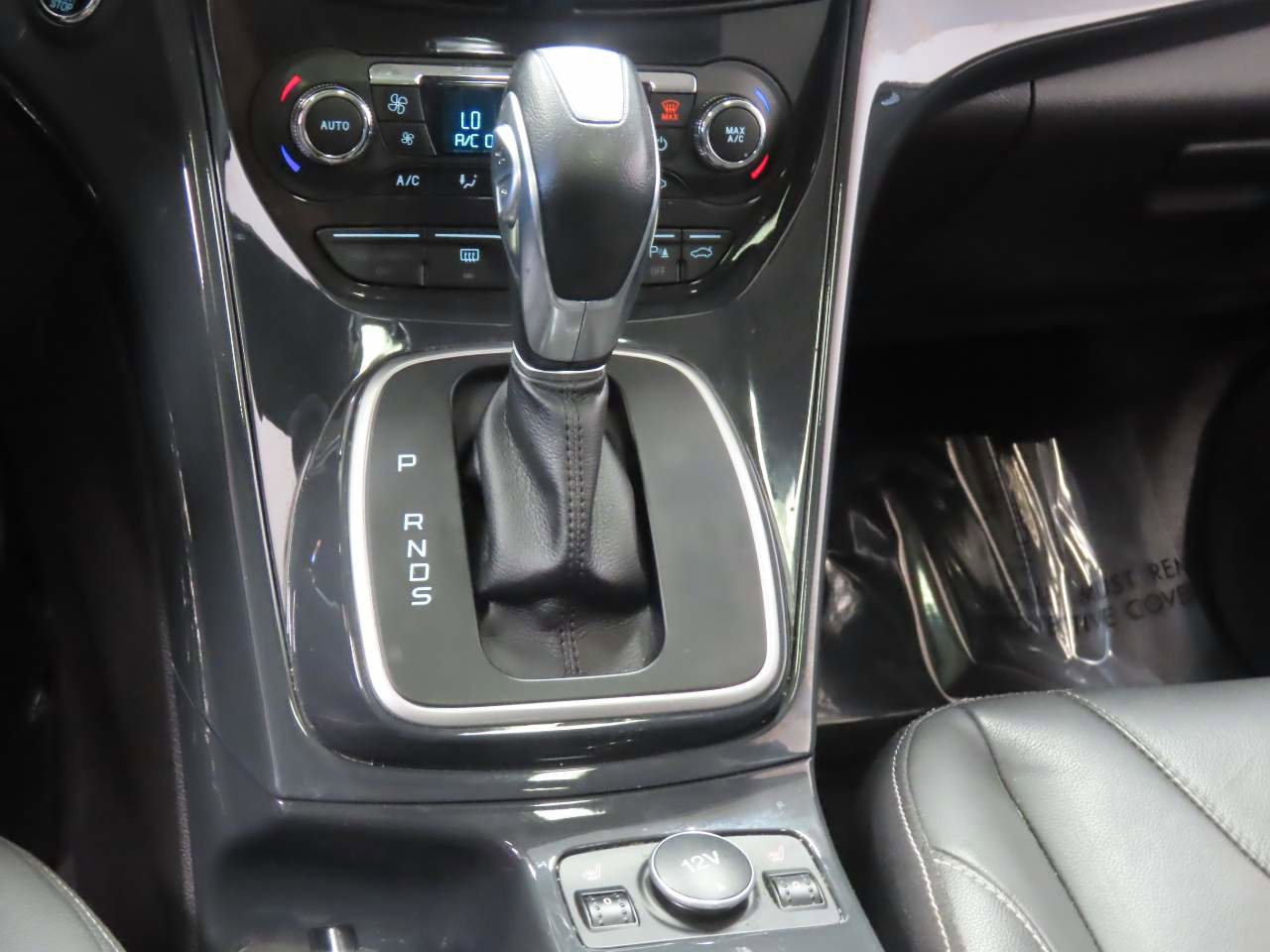 Used 2013 Ford Escape Titanium w/ Parking Technology Pkg image 11