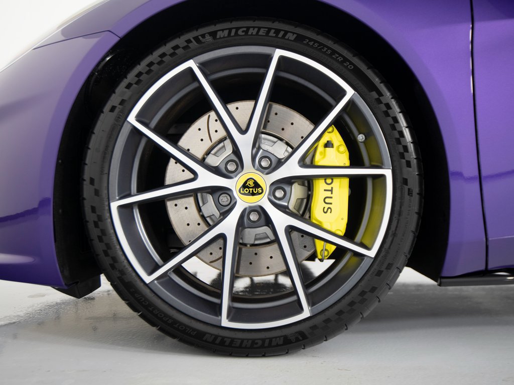 Used 2026 Lotus Emira SE RWD image 9