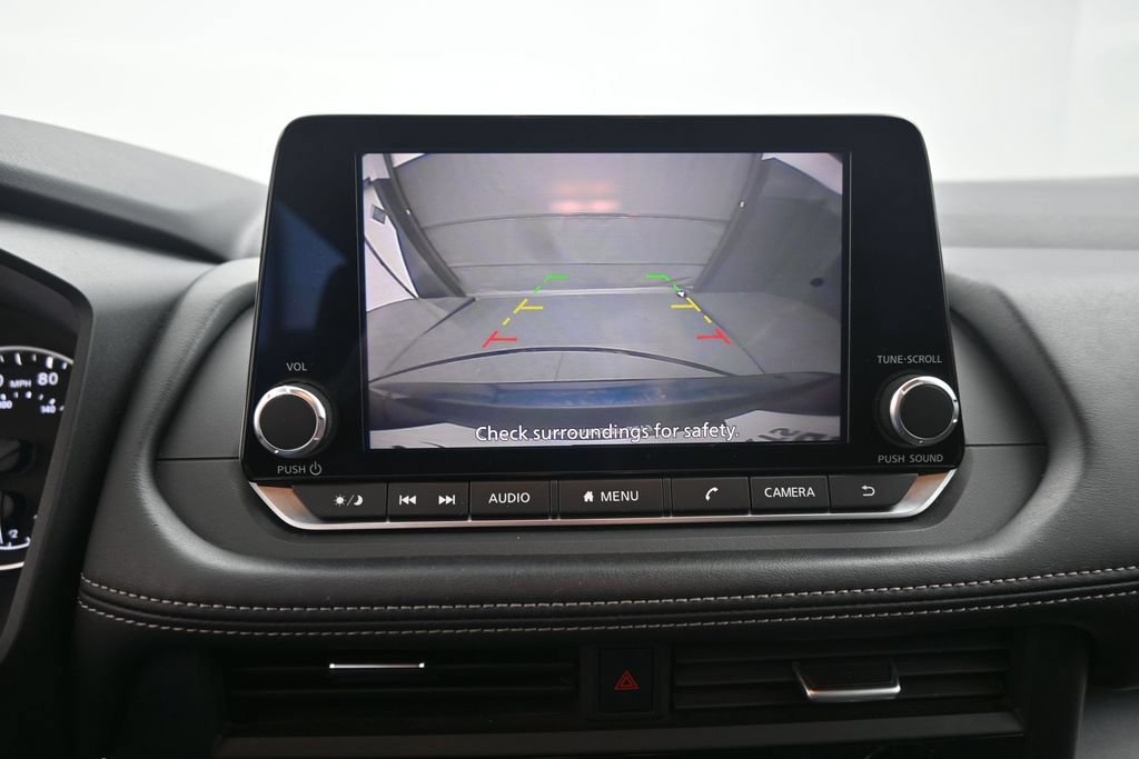Used 2024 Nissan Rogue SV FWD image 13