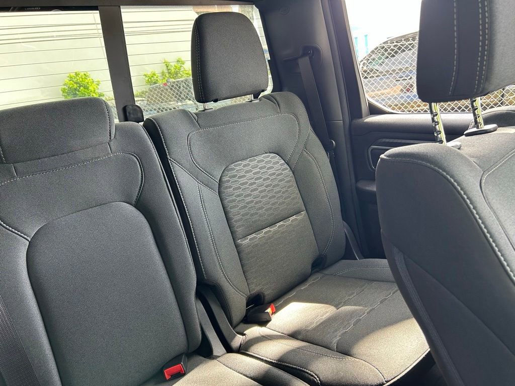 Used 2025 RAM 1500 Big Horn RWD image 16