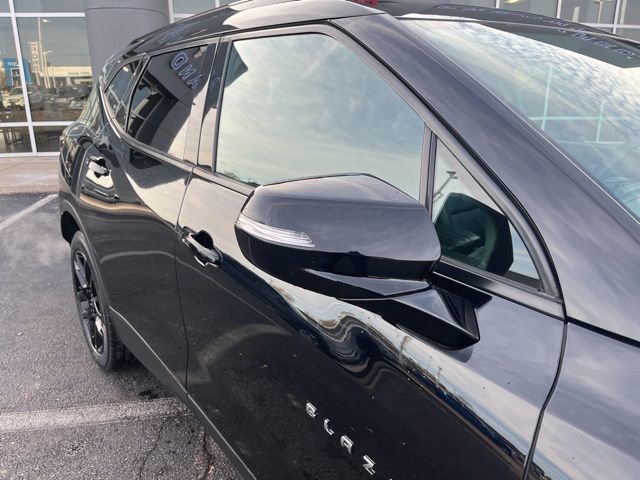 Used 2022 Chevrolet Blazer LT w/ Sound & Technology Package image 6