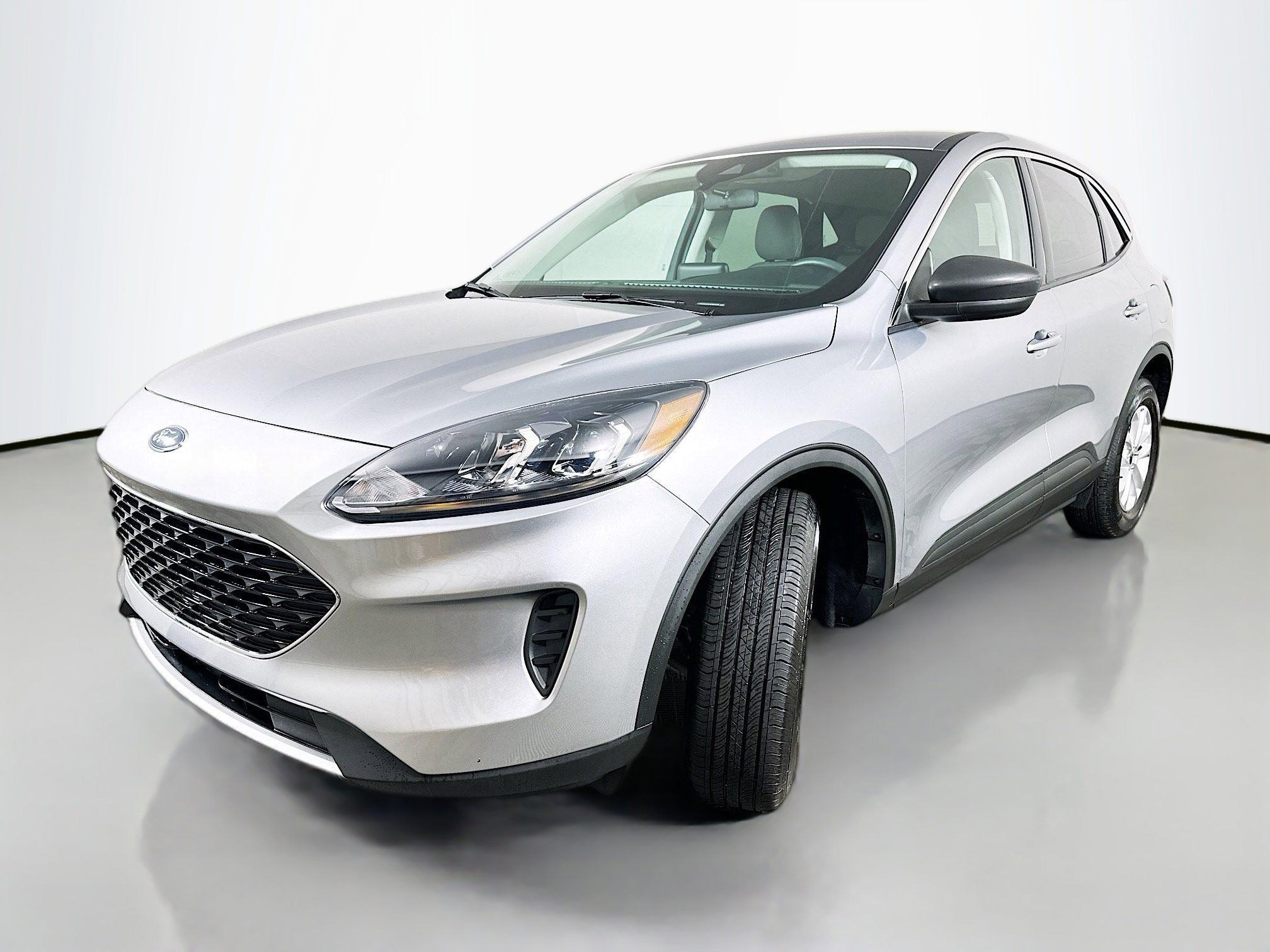 Used 2022 Ford Escape SE AWD/4WD image 3