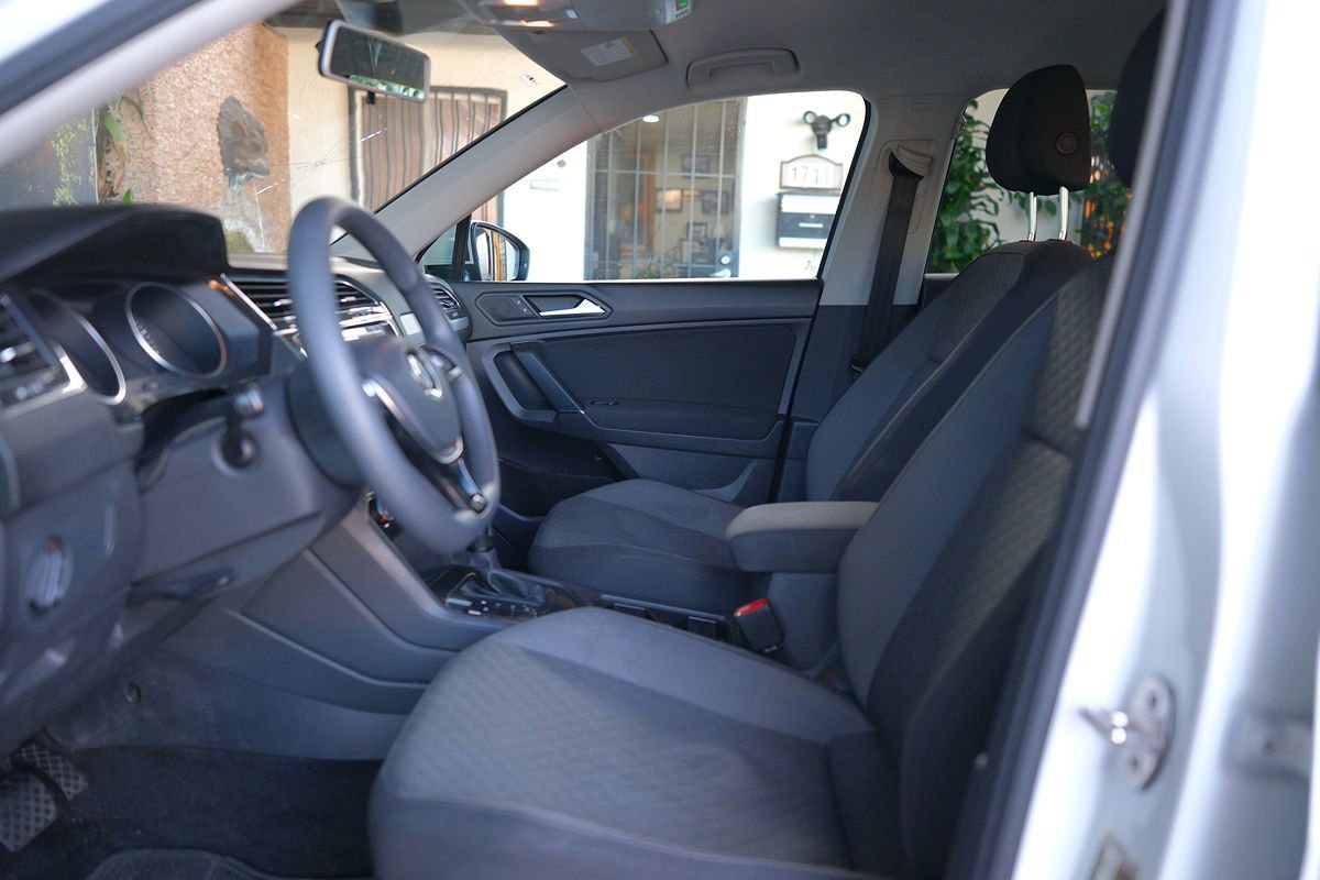 Used 2020 Volkswagen Tiguan S FWD image 12
