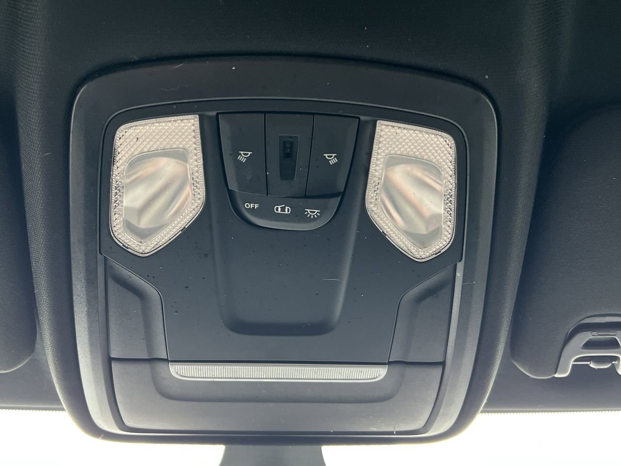 Used 2021 RAM 3500 Big Horn image 17