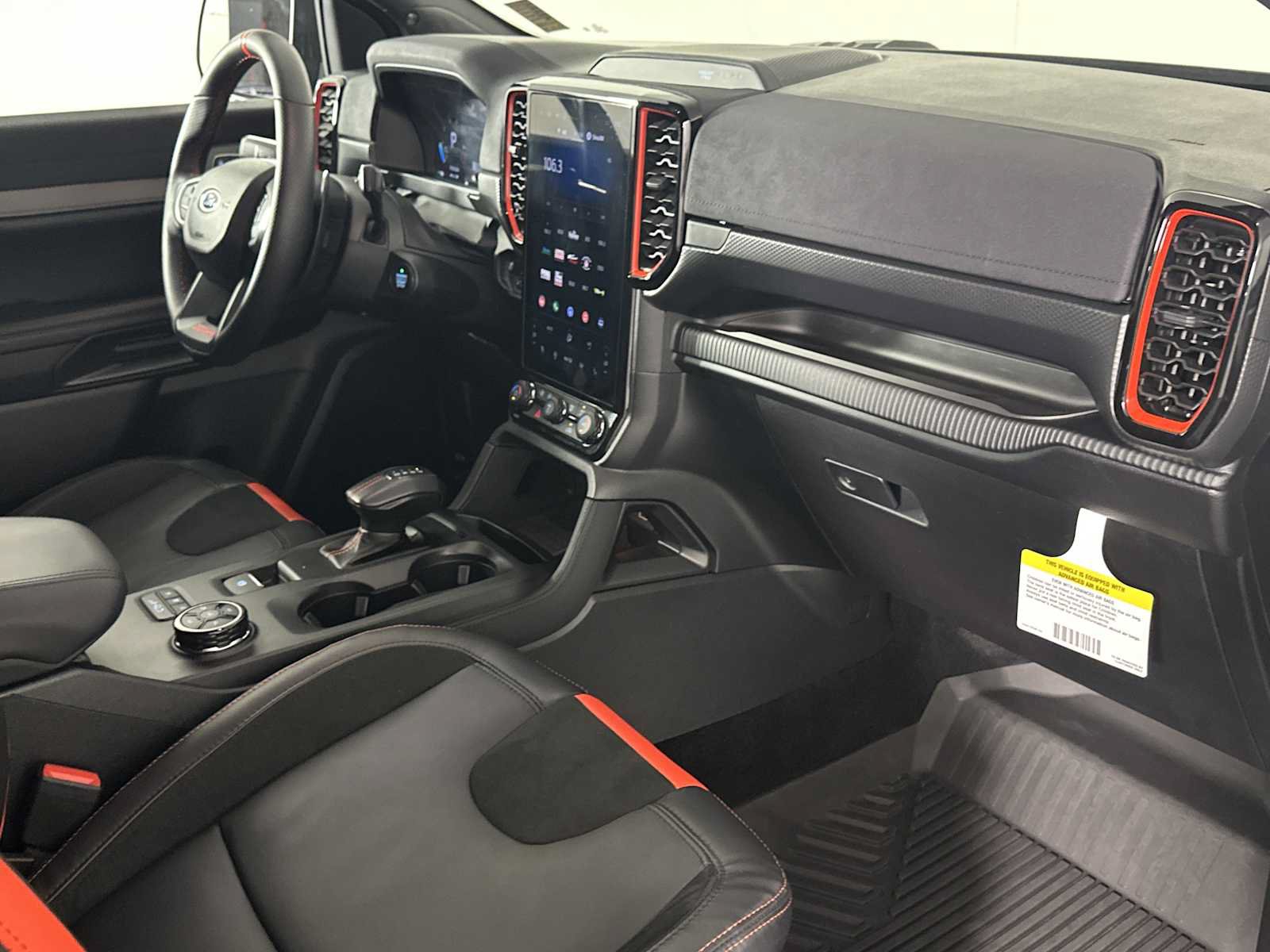 Used 2025 Ford Ranger Raptor AWD/4WD image 19