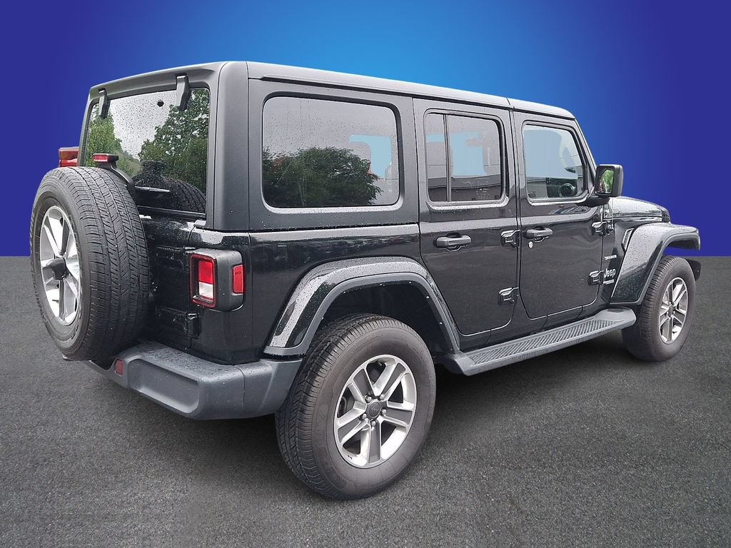 Used 2022 Jeep Wrangler Unlimited Sahara AWD/4WD image 4