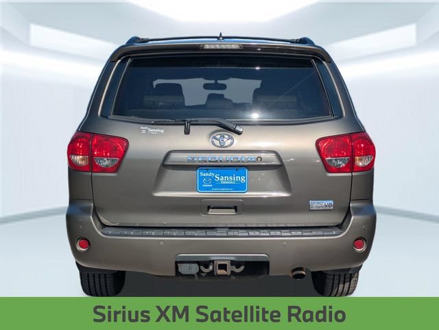 Used 2016 Toyota Sequoia SR5 RWD image 5