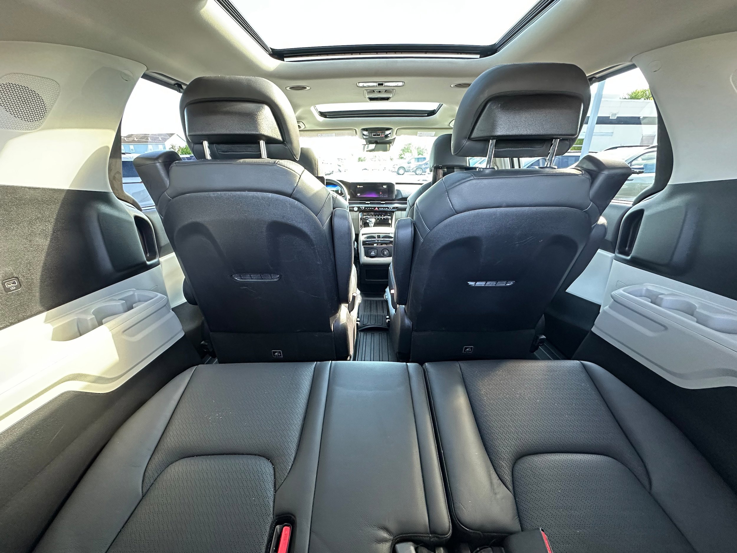 Used 2022 Kia Carnival SX Prestige FWD image 12