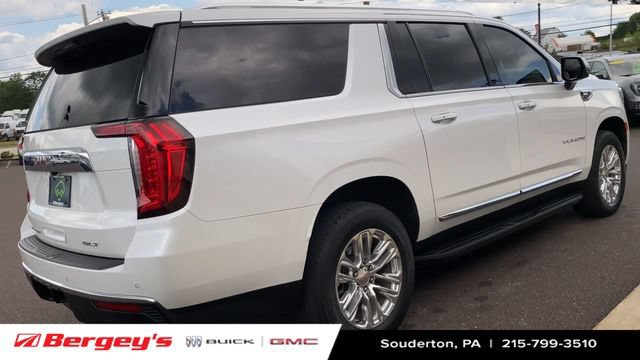 Certified 2022 GMC Yukon XL SLT w/ SLT Premium Package AWD/4WD image 10